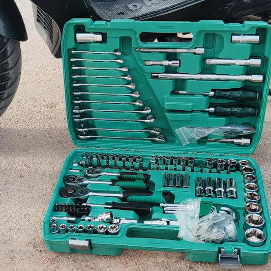 121 خضراء