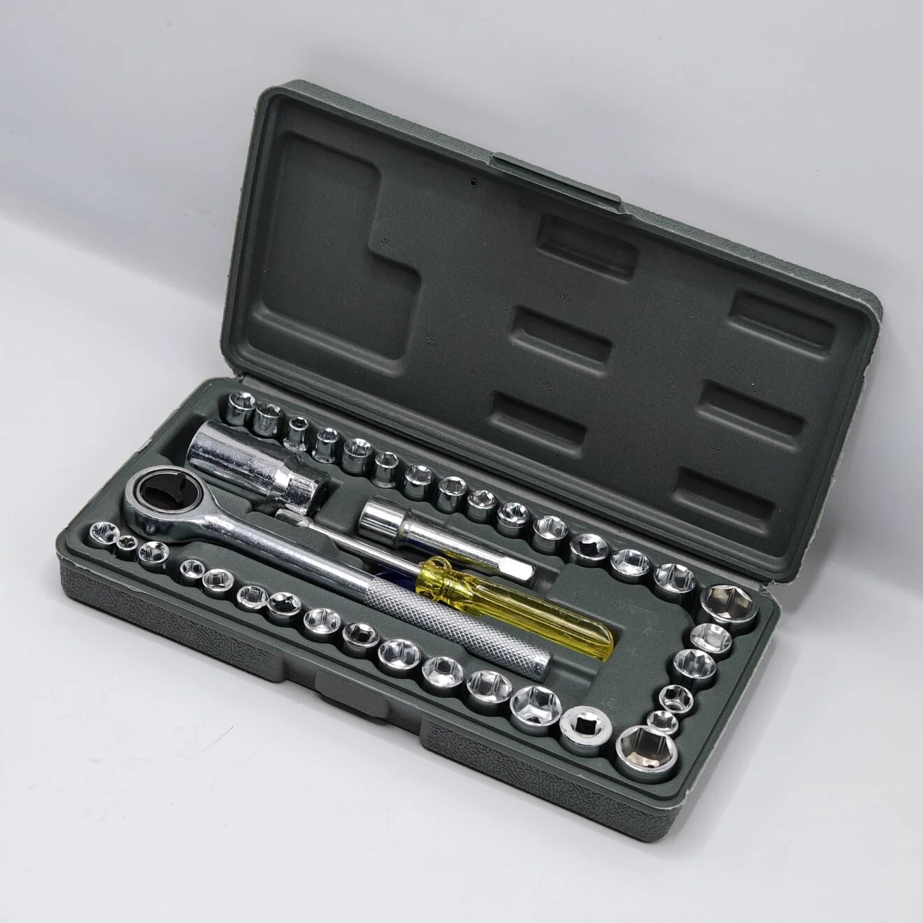 CAISSE + PACK BRICOL